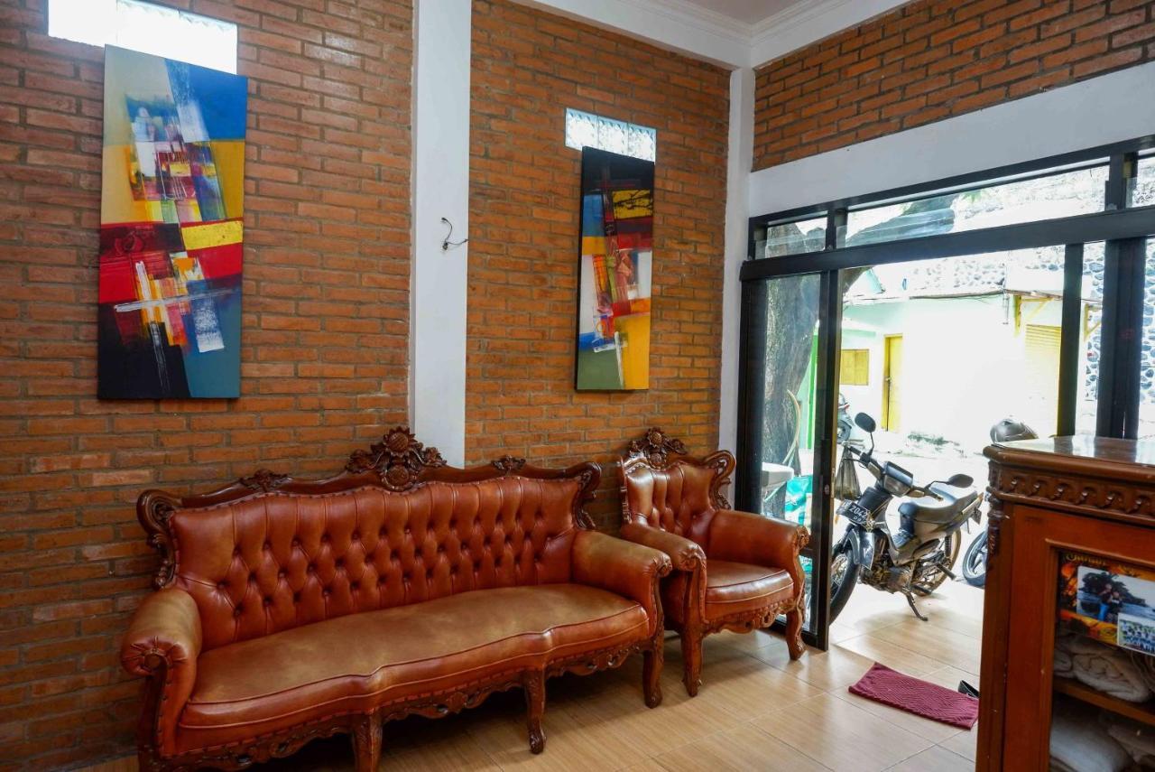 Koolkost Syariah Near Malioboro Area Vandrerhjem Yogyakarta Eksteriør bilde